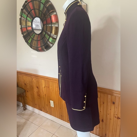 St. John Collection Jacket And Skirt - Picture 7 of 13